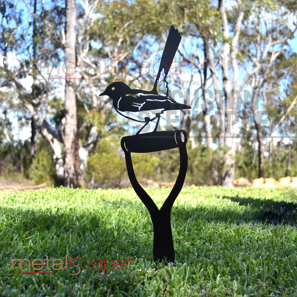 Wagtail on Spade Handle